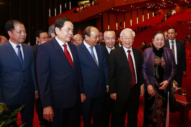Tổng Bí thư, Chủ tịch nước Nguyễn Phú Trọng cùng các đại biểu tại buổi Lễ